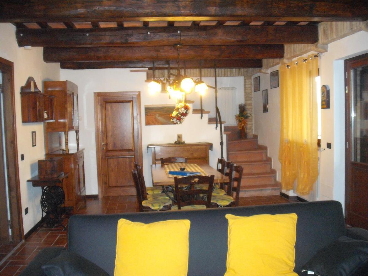 Agriturismo Casa Al Povero Волтера Екстериор снимка